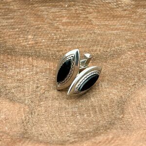 Sharp Oval Sterling Silver Mens Cufflinks With Black Stone